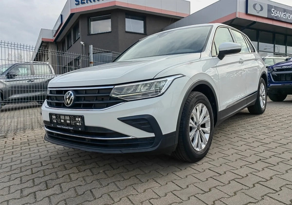 Volkswagen Tiguan cena 99990 przebieg: 48000, rok produkcji 2021 z Kobylin małe 352